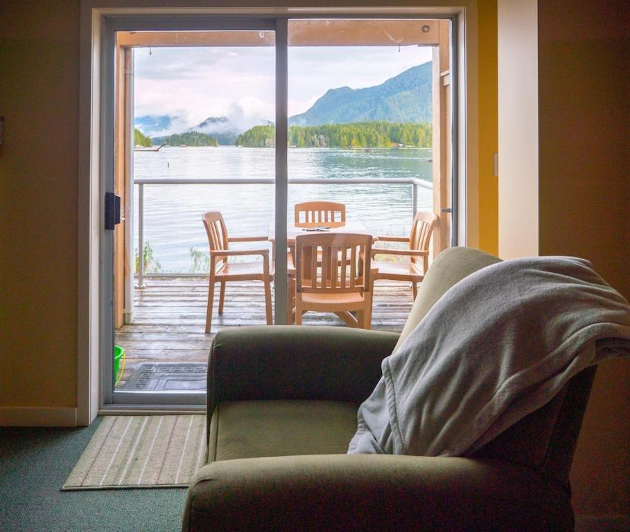 Waterfront View Of The Inlet, Short Walk To Town Apartment Tofino Luaran gambar